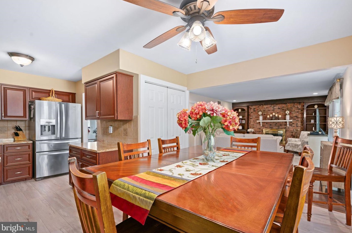 112 Cranford Ct, West Deptford NJ 08096-4200 exterior