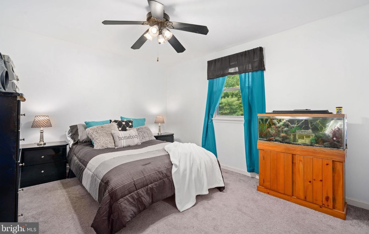 112 Cranford Ct, West Deptford NJ 08096-4200 exterior