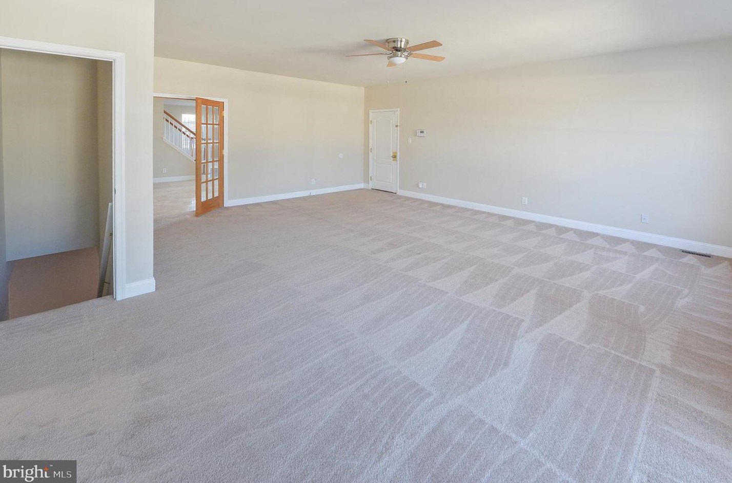 246 Sickle Ln, West Deptford NJ  08096-3746 exterior