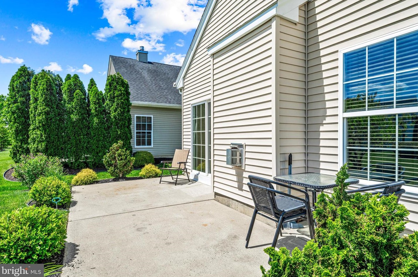 319 Grande Blvd, Aura NJ  08028-3243 exterior