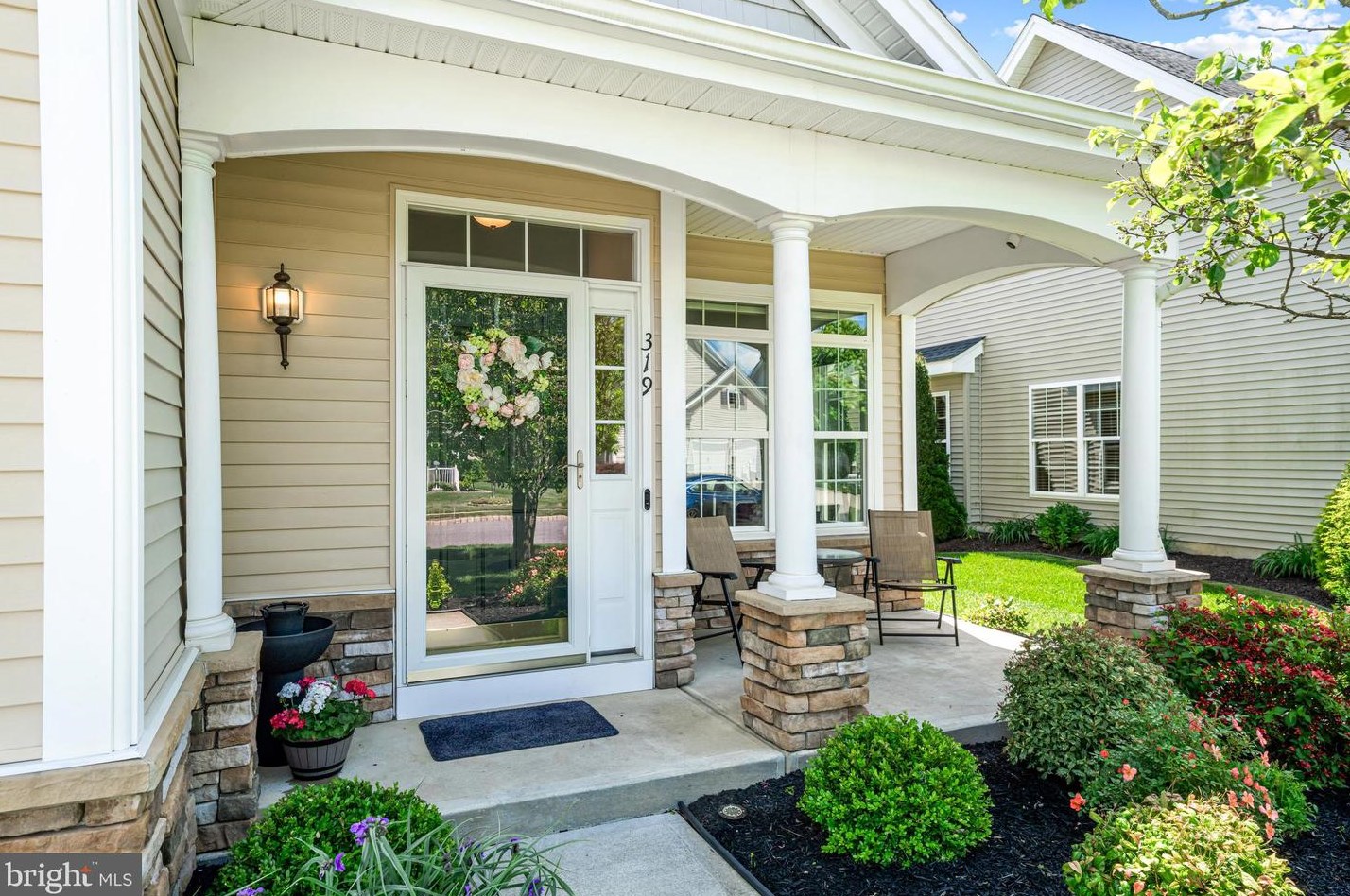 319 Grande Blvd, Aura NJ  08028-3243 exterior