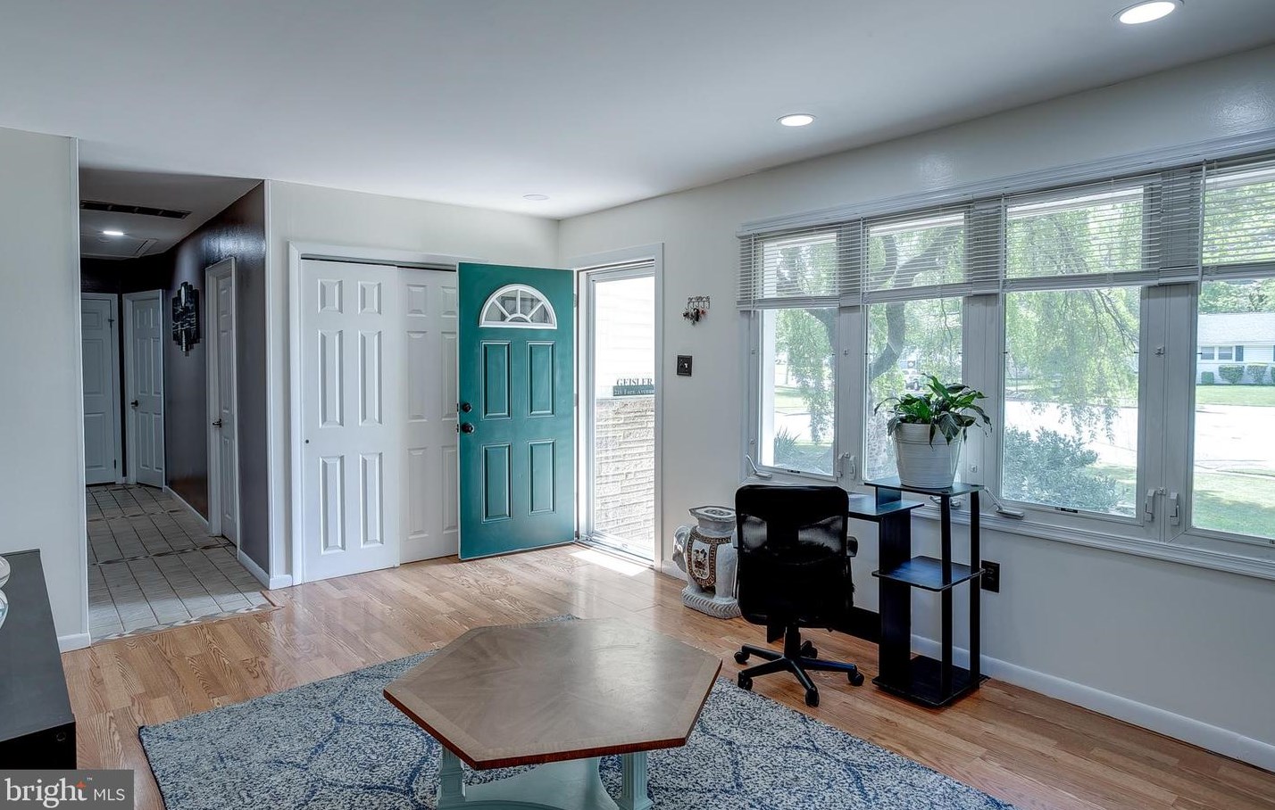 210 Ford Ave, West Deptford, NJ 08096-1149