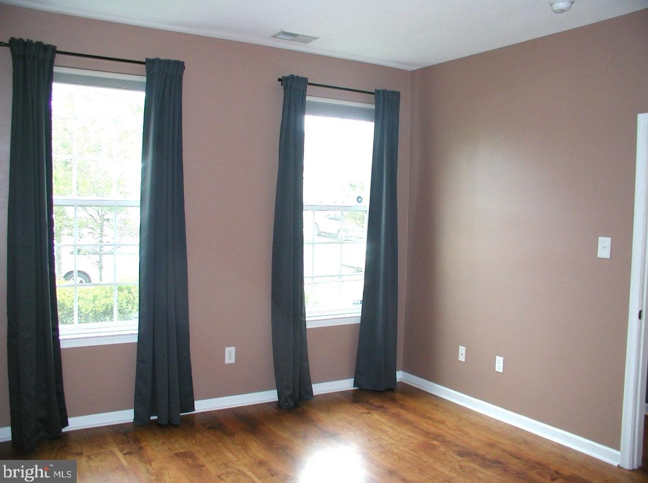 463 Wistar Pl, Aura, NJ 08028