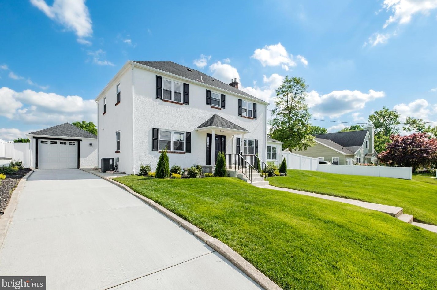 267 Mccarthy Ave, West Deptford, NJ 08051