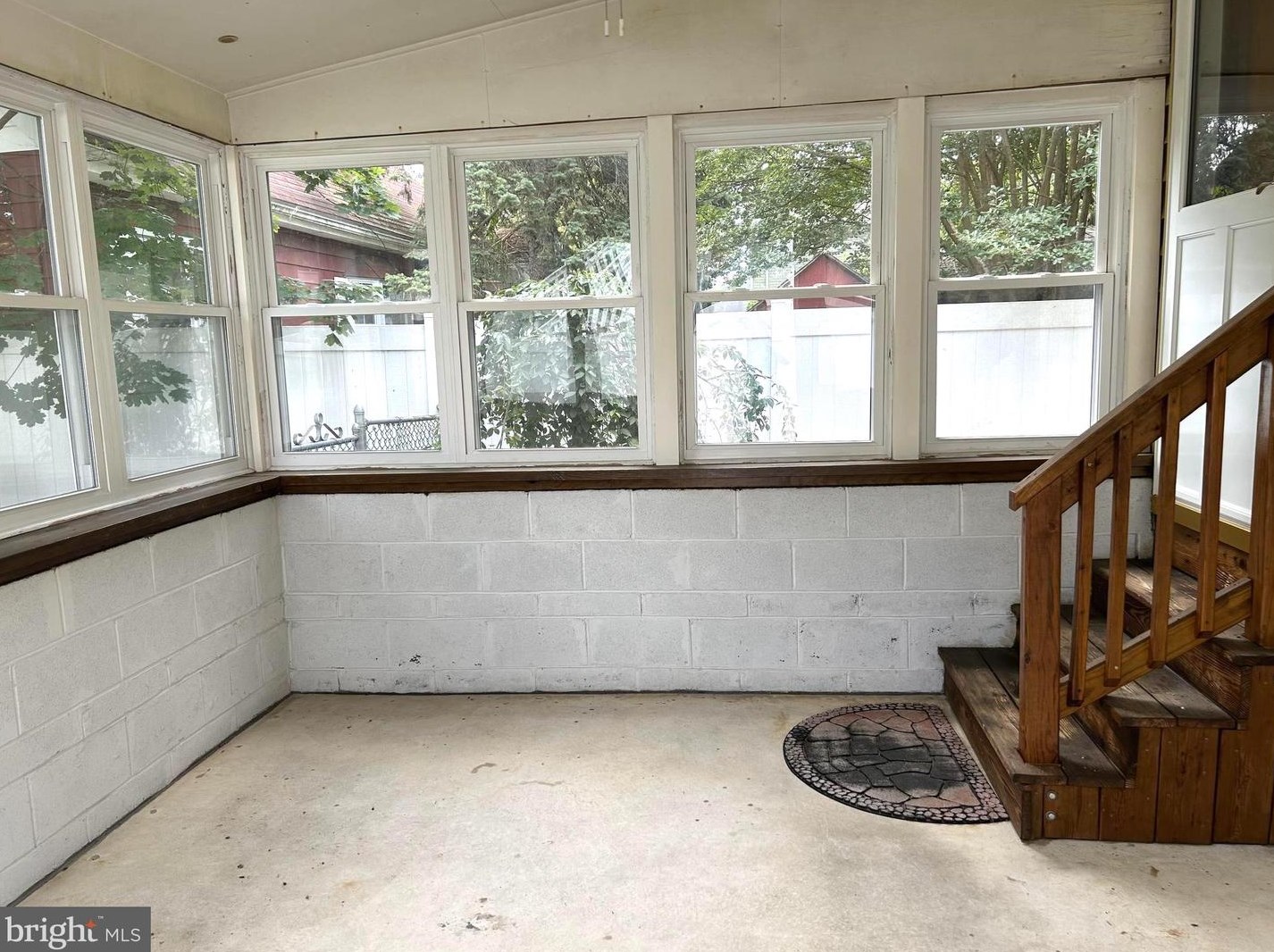 141 Delsea Dr, West Deptford NJ  08093-1222 exterior