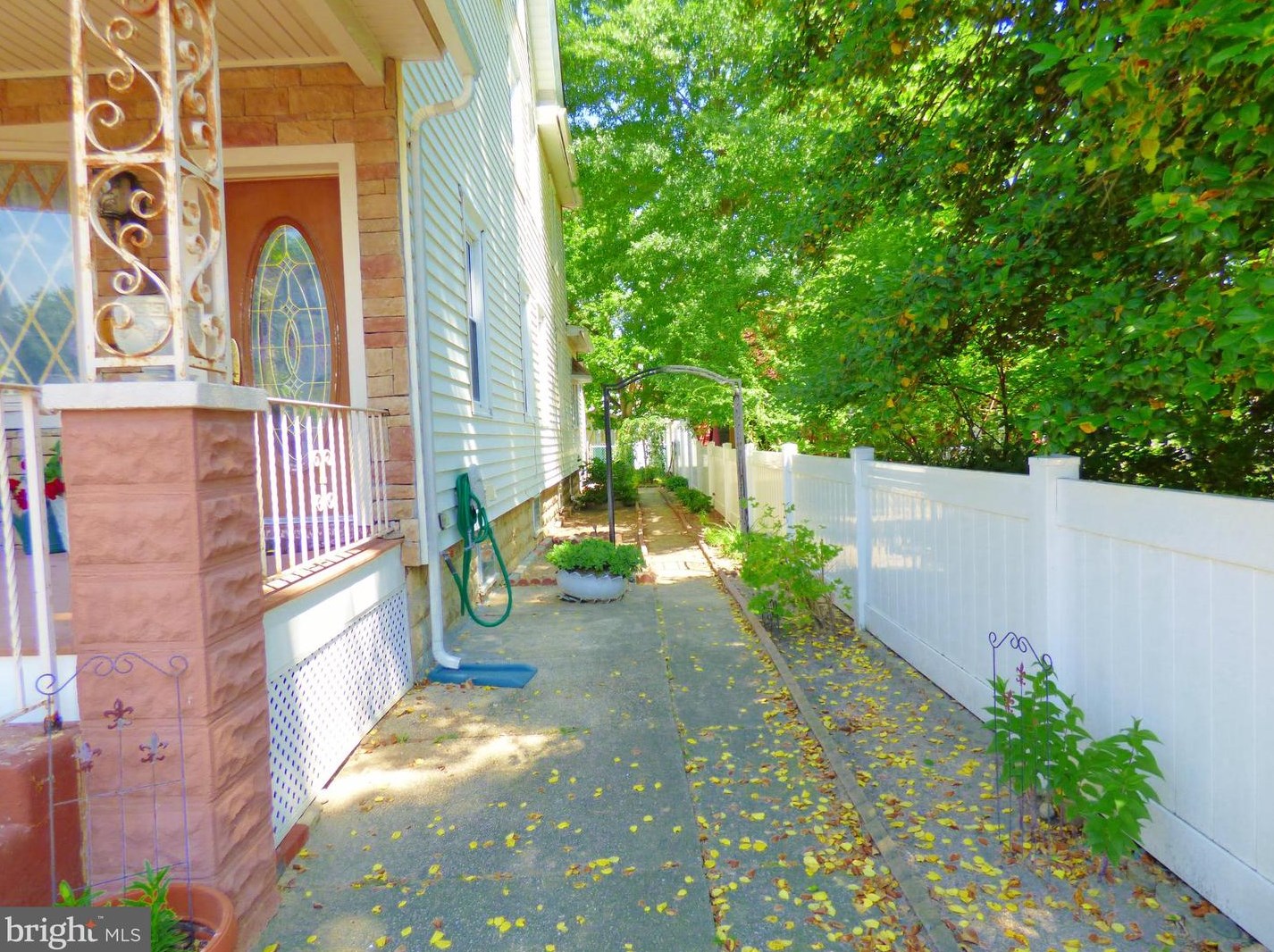 141 Delsea Dr, West Deptford NJ  08093-1222 exterior