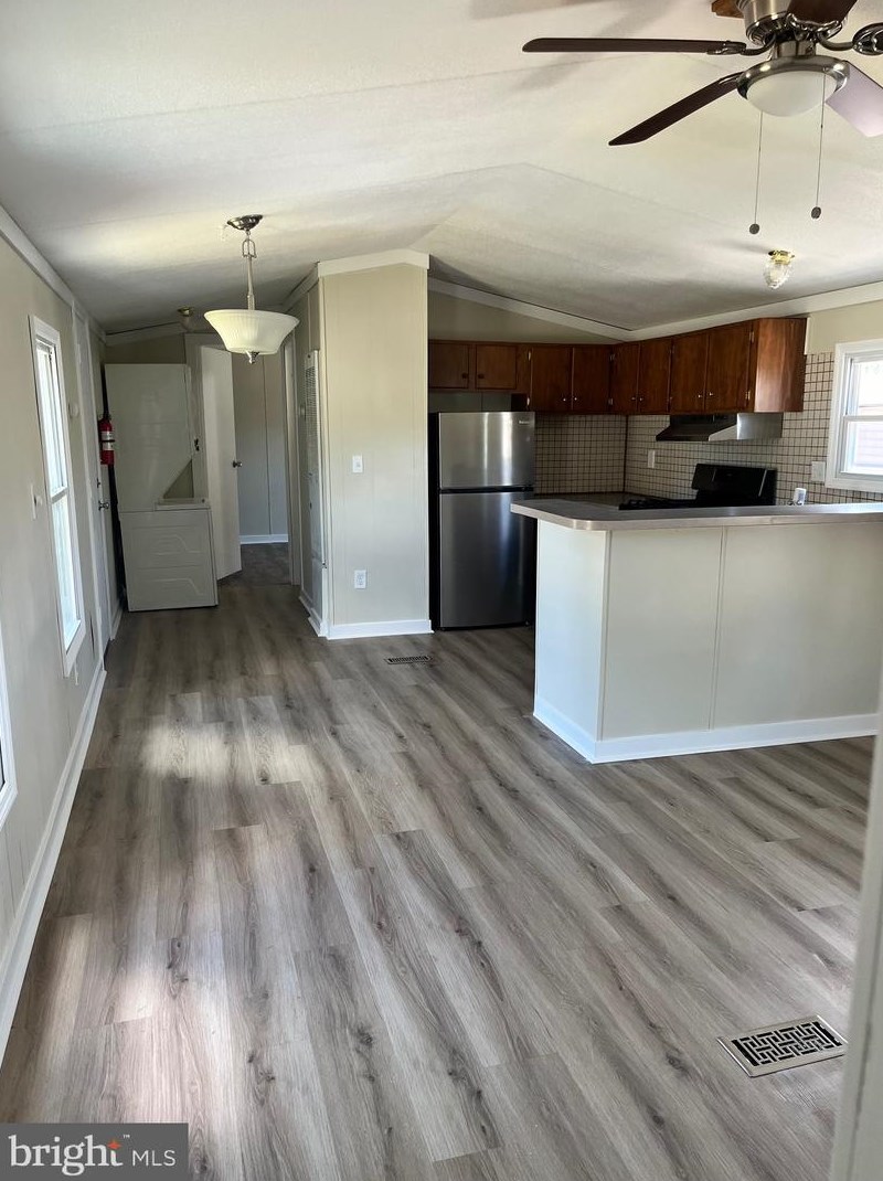 188 Mockingbird Ln, West Deptford, NJ 08051