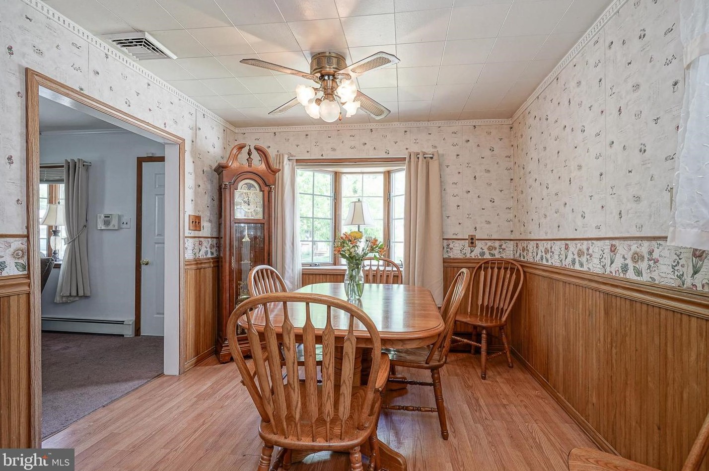 405 Red Bank Ave, West Deptford NJ 08063-1435 exterior