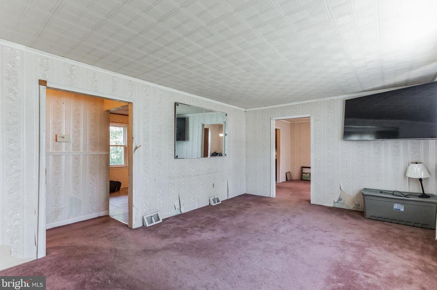 301 Columbia Blvd, West Deptford NJ 08063-1013 exterior