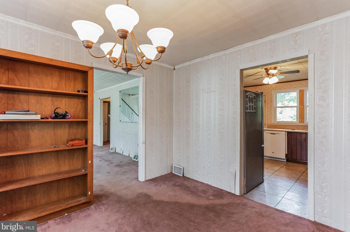 301 Columbia Blvd, West Deptford NJ 08063-1013 exterior