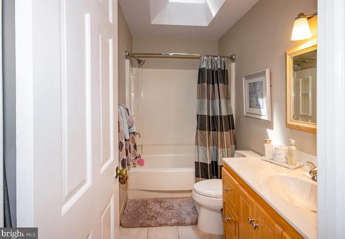 831 Canal St, Blenheim NJ 08012-1033 exterior