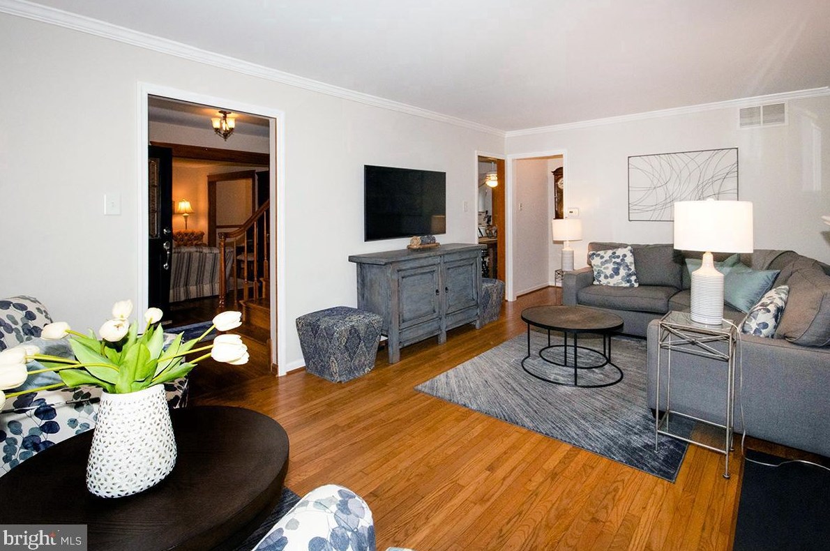 831 Canal St, Blenheim NJ 08012-1033 exterior