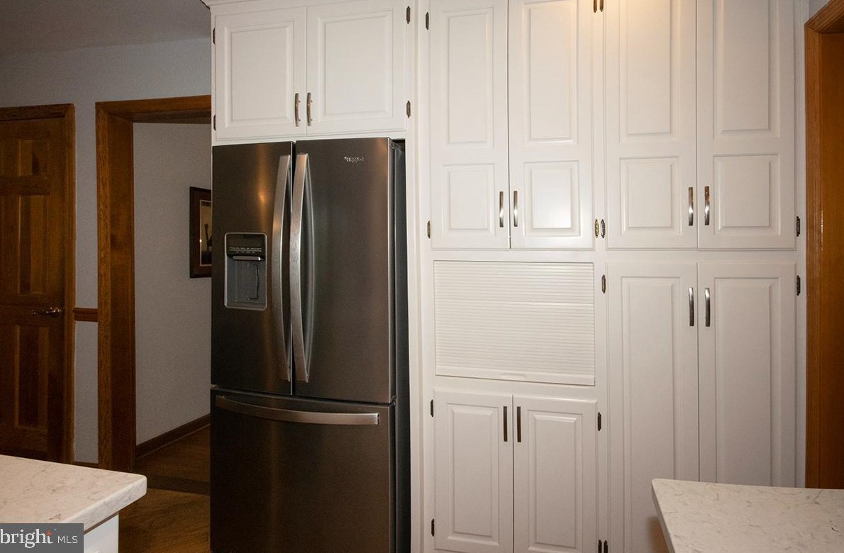 831 Canal St, Blenheim NJ 08012-1033 exterior