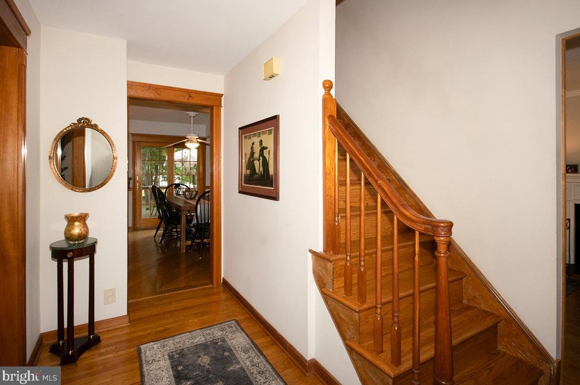 831 Canal St, Blenheim, NJ 08012-1033