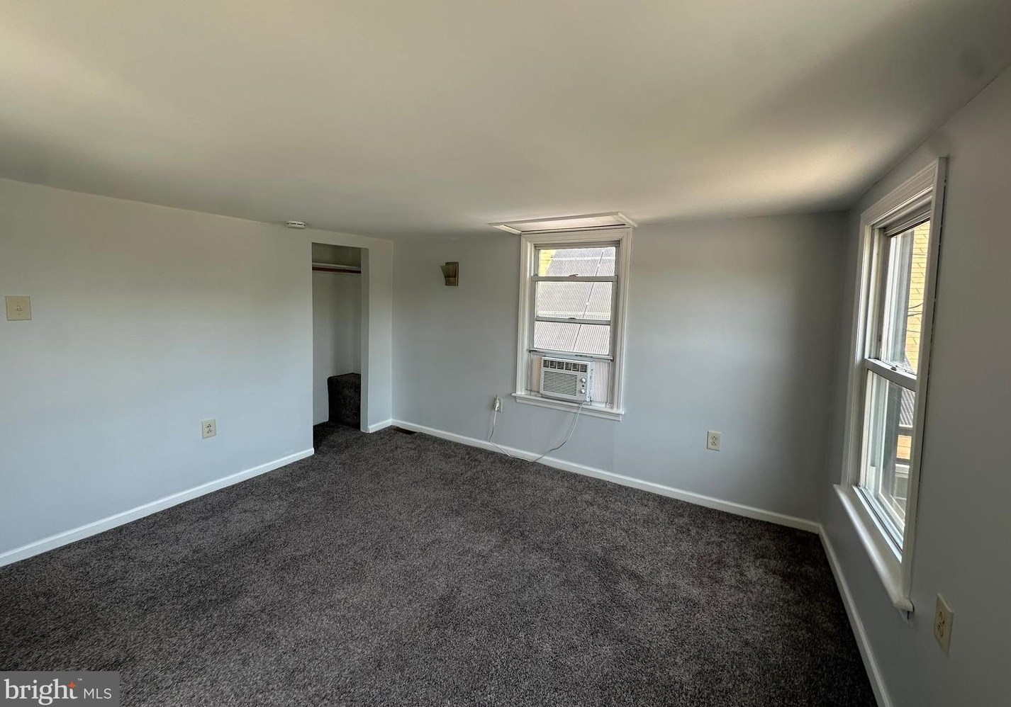 530 Delsea Dr, West Deptford NJ  08093-1225 exterior
