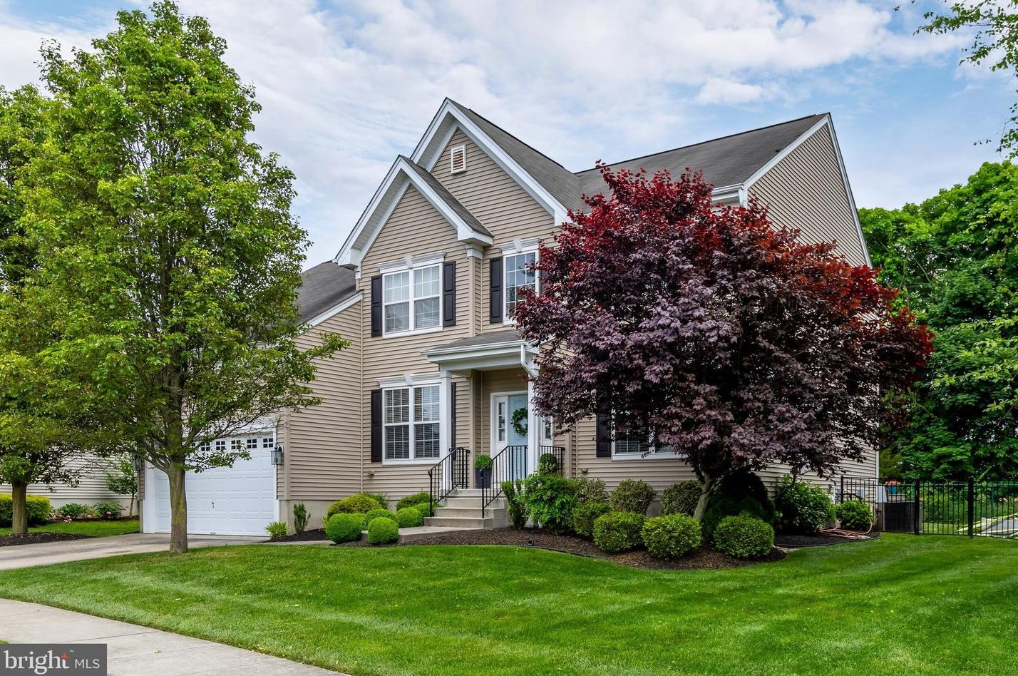 624 Bainbridge Dr, Harrison Township, NJ 08062-1888