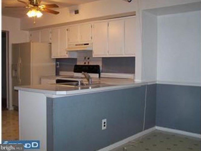 46 Arrowwood Ct, West Deptford, NJ 08096-2950