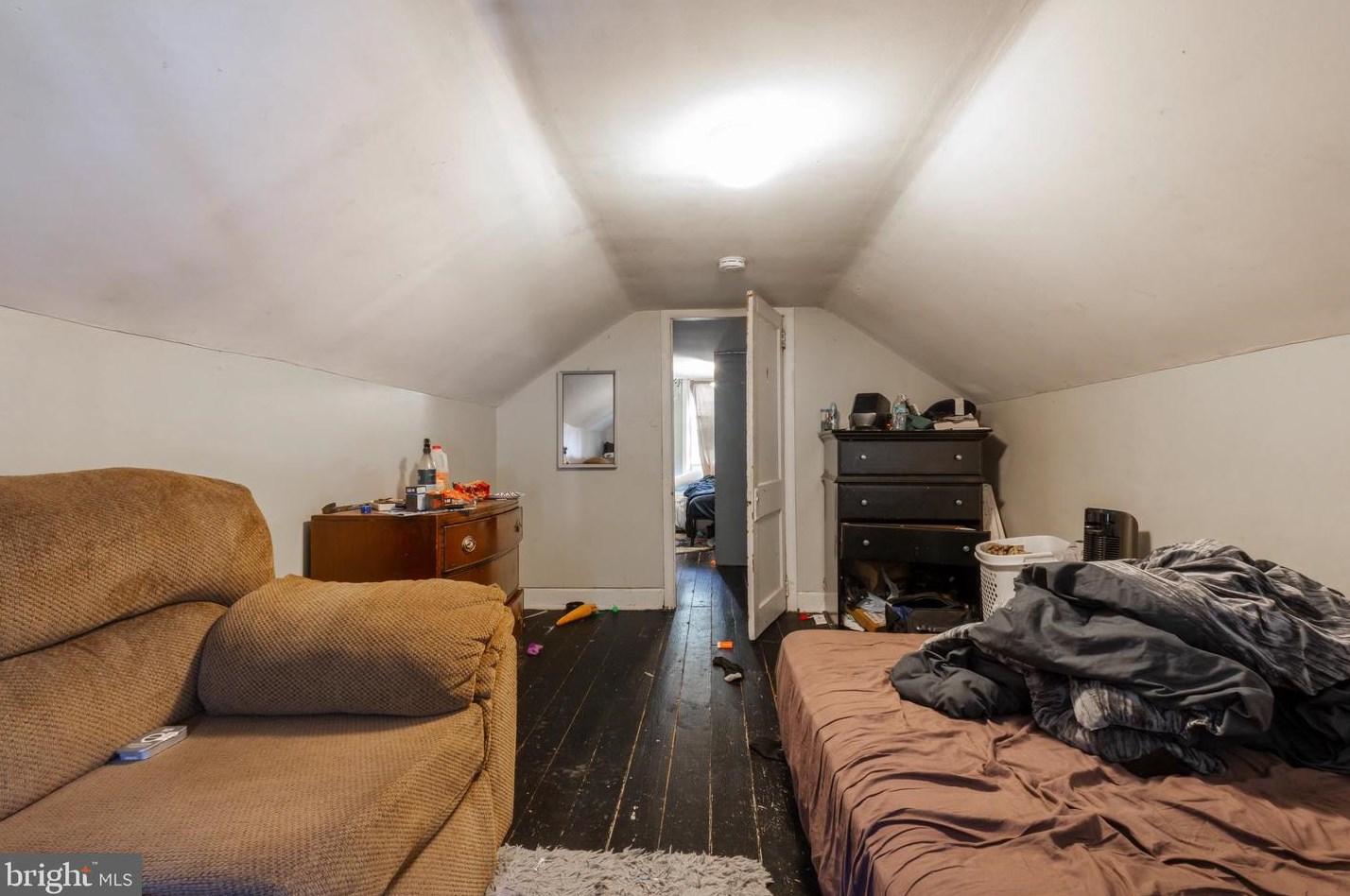 737 Washington Ave, West Deptford NJ 08096-3547 exterior