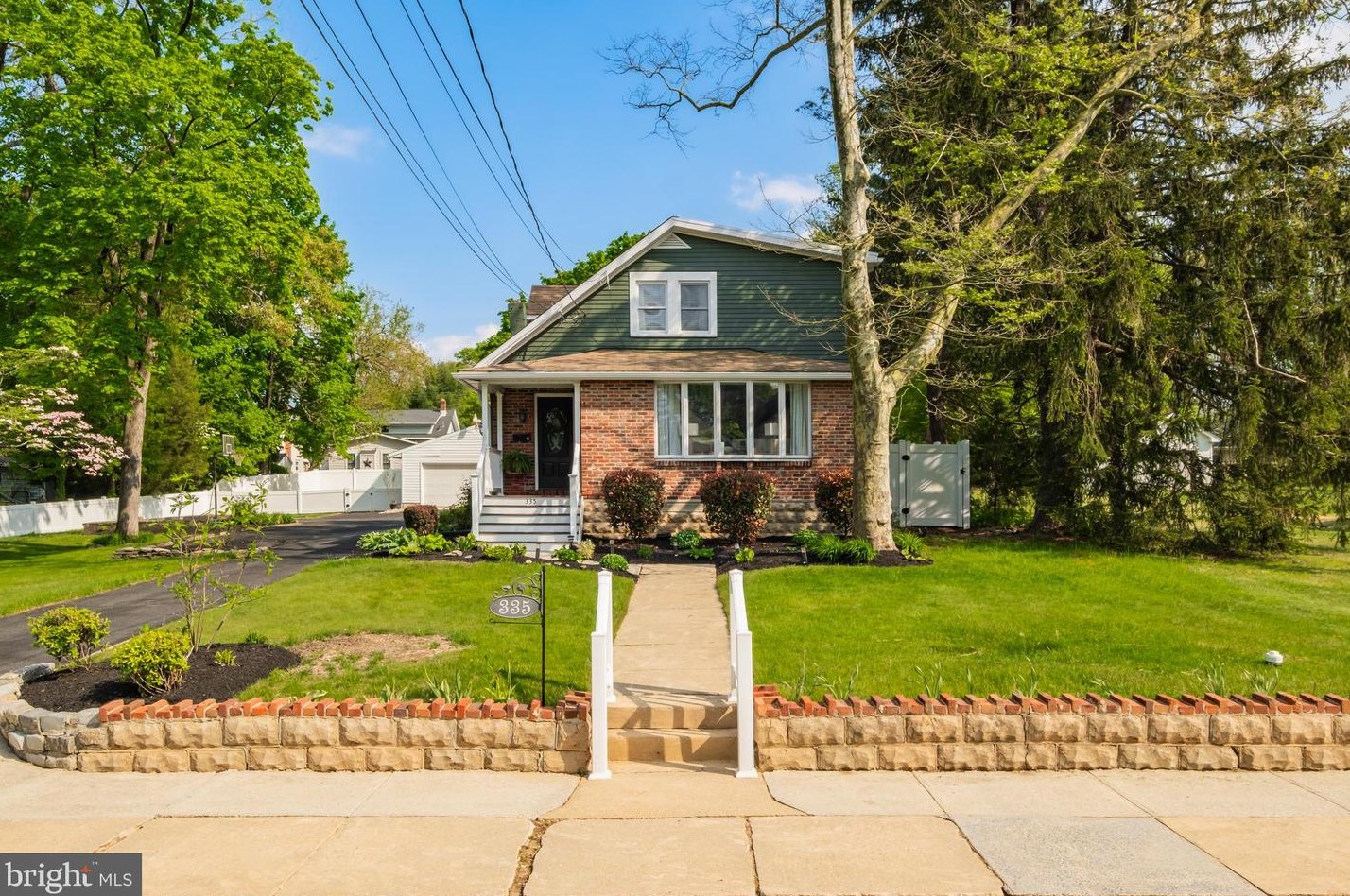 335 Roosevelt Ave, Pitman NJ  08071-1867 exterior