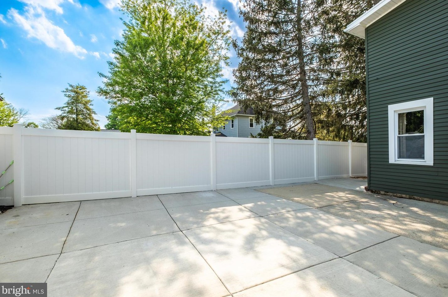 335 Roosevelt Ave, Pitman NJ  08071-1867 exterior