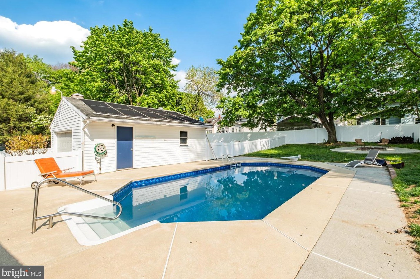 335 Roosevelt Ave, Pitman NJ  08071-1867 exterior