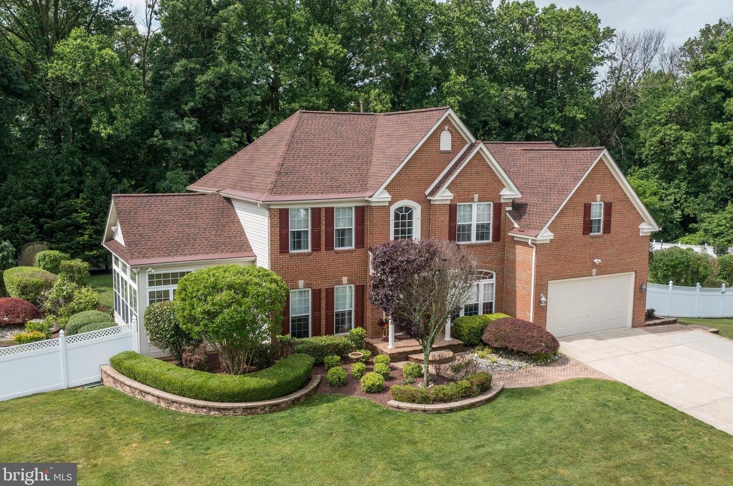 23 Kristen Ln, West Deptford, NJ 08051-1660