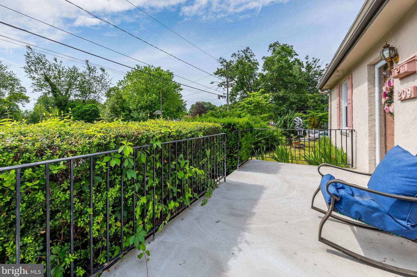 209 Lincoln Ave, West Deptford, NJ 08066-2213
