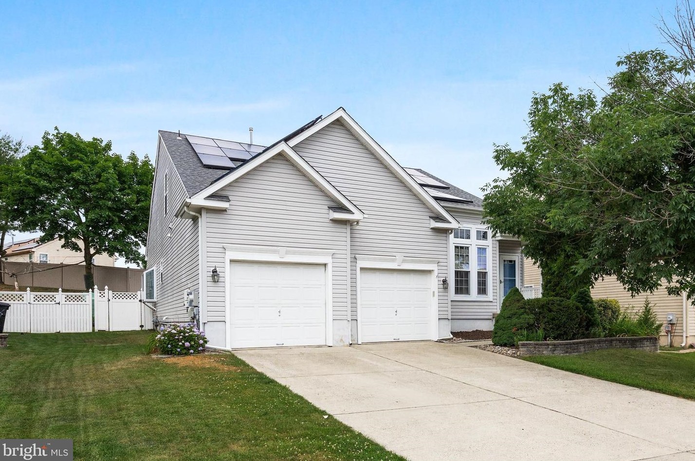 140 Nathan Hale Dr, West Deptford, NJ 08096-5130