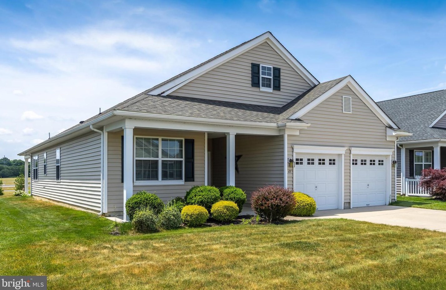 27 W Dehart Ave, Clayton, NJ 08312