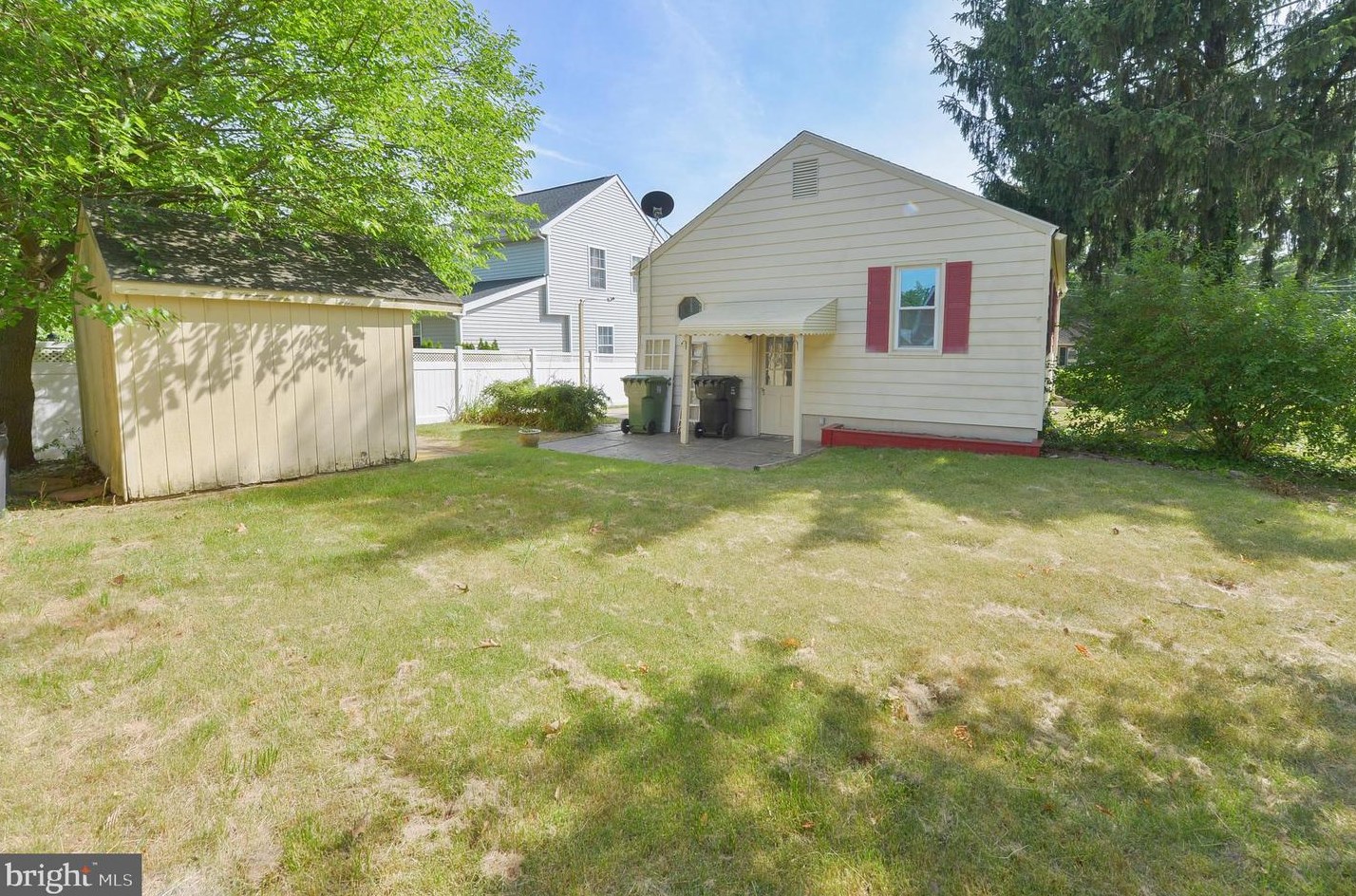 827 Lincoln Ave, Pitman NJ  08071-1972 exterior