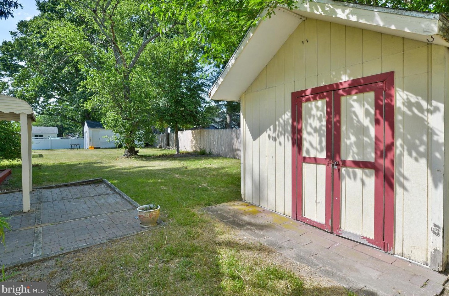 827 Lincoln Ave, Pitman NJ  08071-1972 exterior