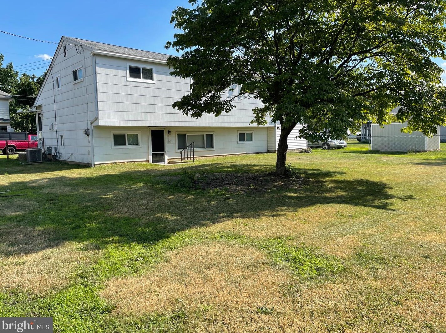 321 Adams St, West Deptford NJ  08066-1303 exterior