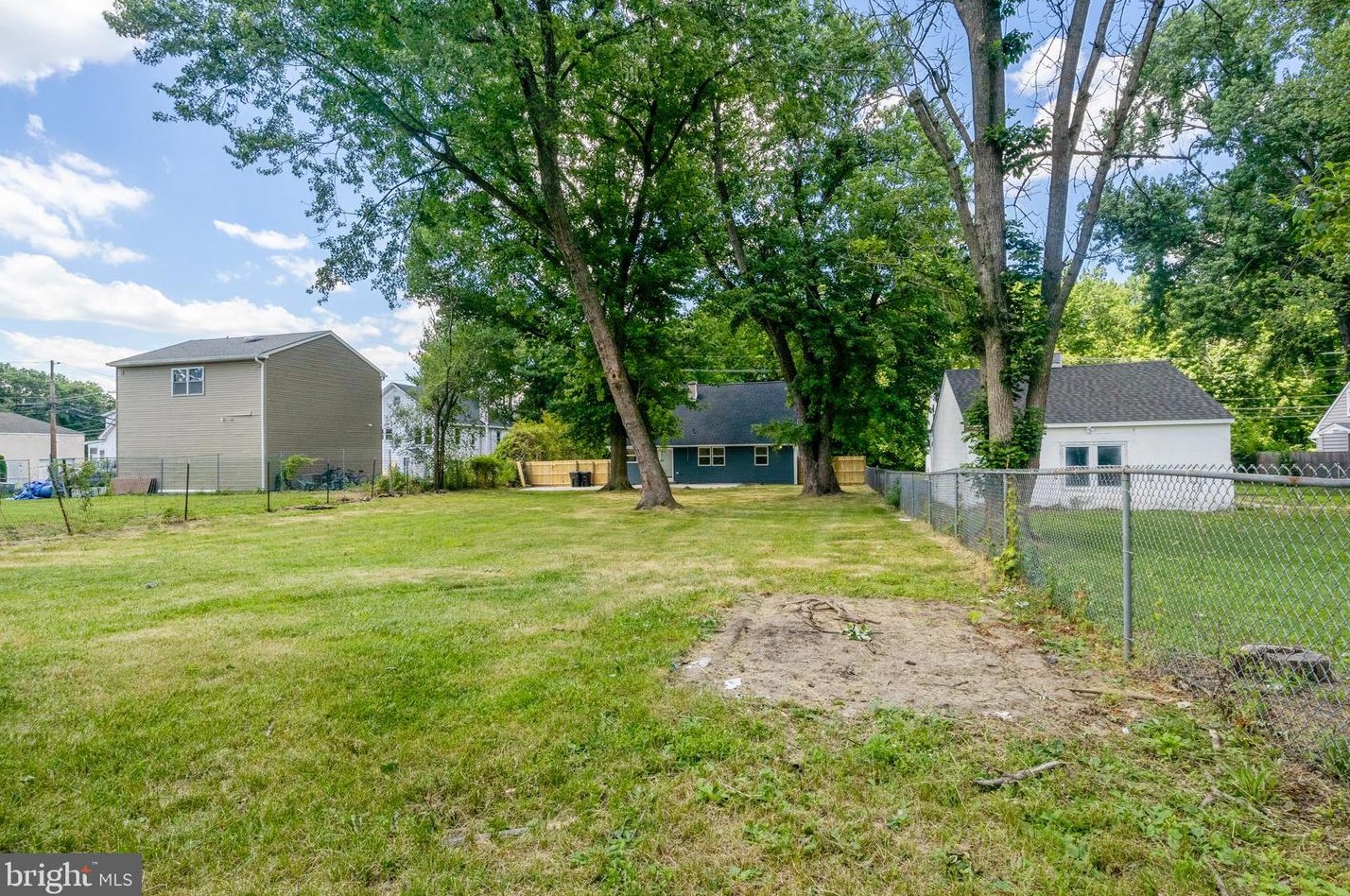 1535 Delsea Dr, West Deptford NJ  08093-1222 exterior