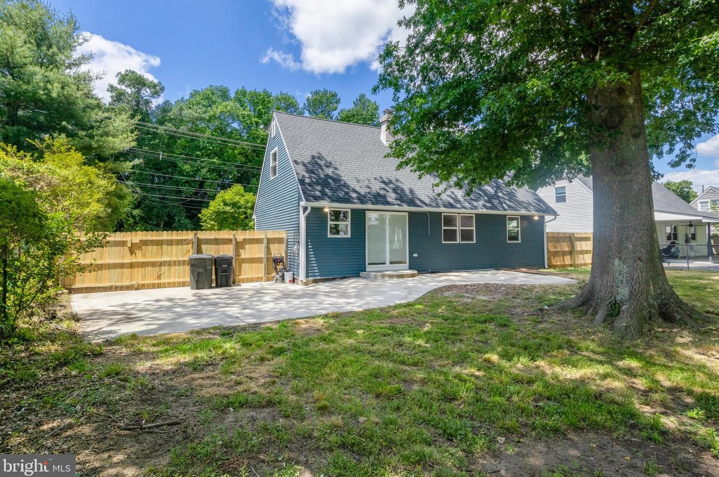 1535 Delsea Dr, West Deptford NJ  08093-1222 exterior