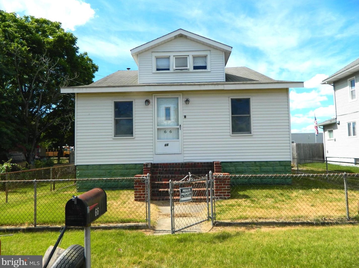 66 Woodland Ave West, West Deptford, NJ 08086