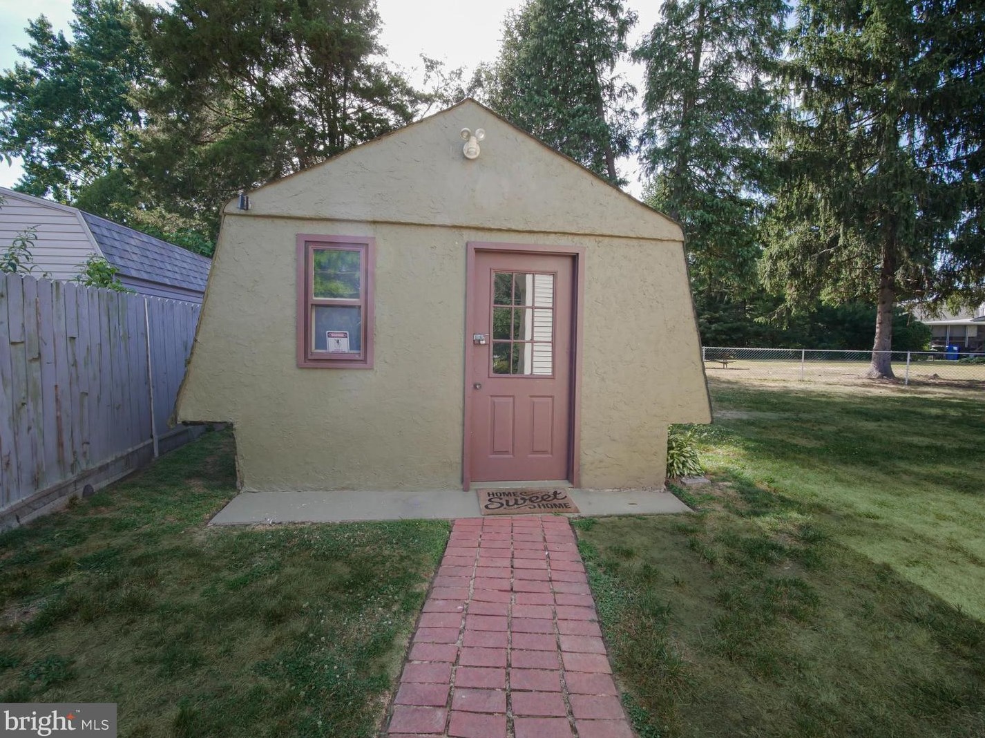 50 Holly Dr, West Deptford NJ  08096-3317 exterior