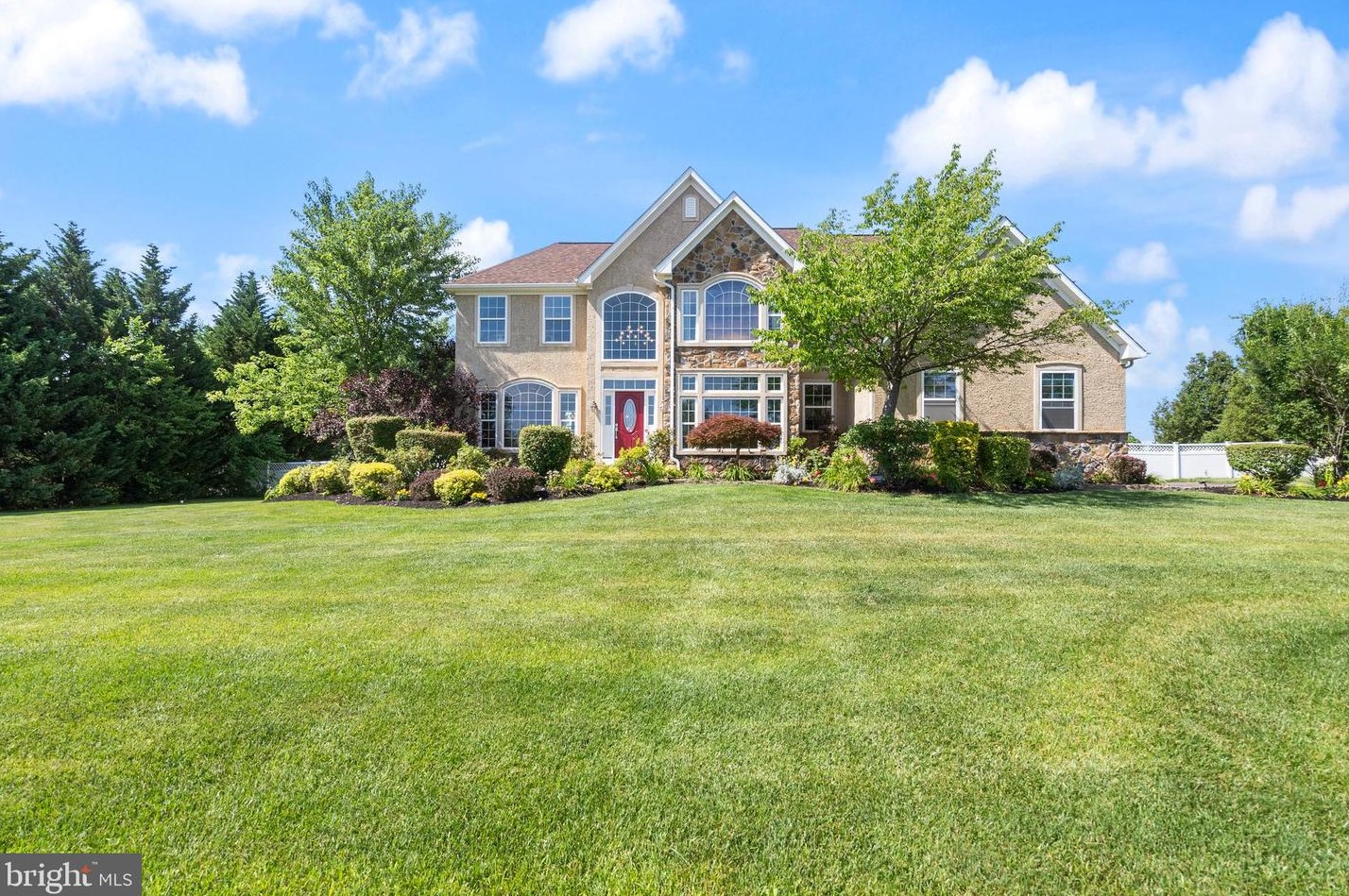 1005 Hewes Dr, Harrison Township, NJ 08062