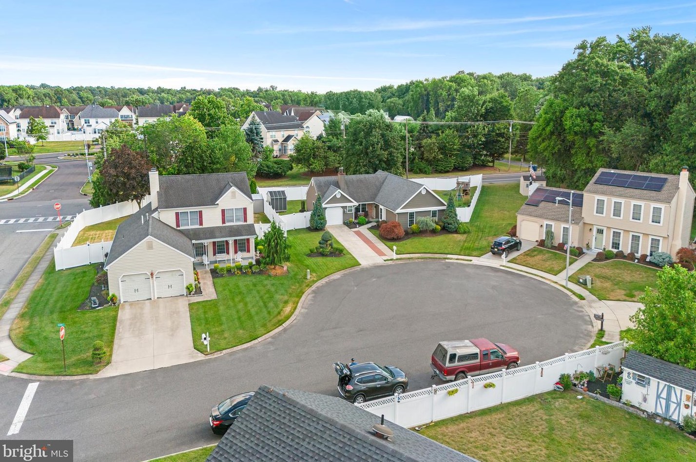 16 Sherry Pl, Swedesboro, NJ 08085