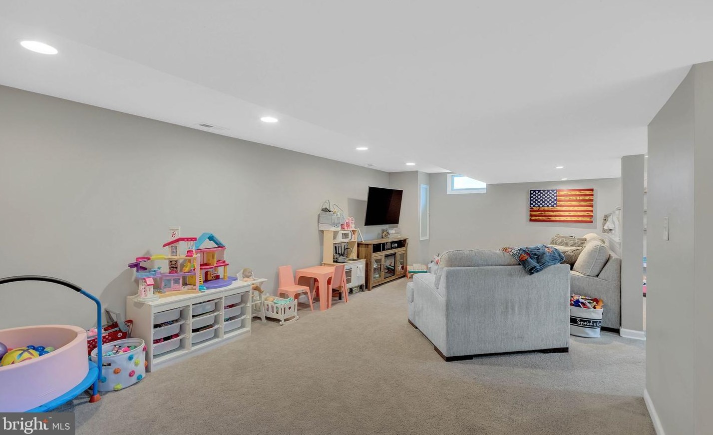 243 Evergreen Ave, West Deptford NJ  08051-1045 exterior