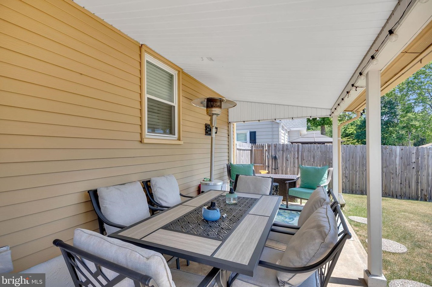 243 Evergreen Ave, West Deptford NJ  08051-1045 exterior