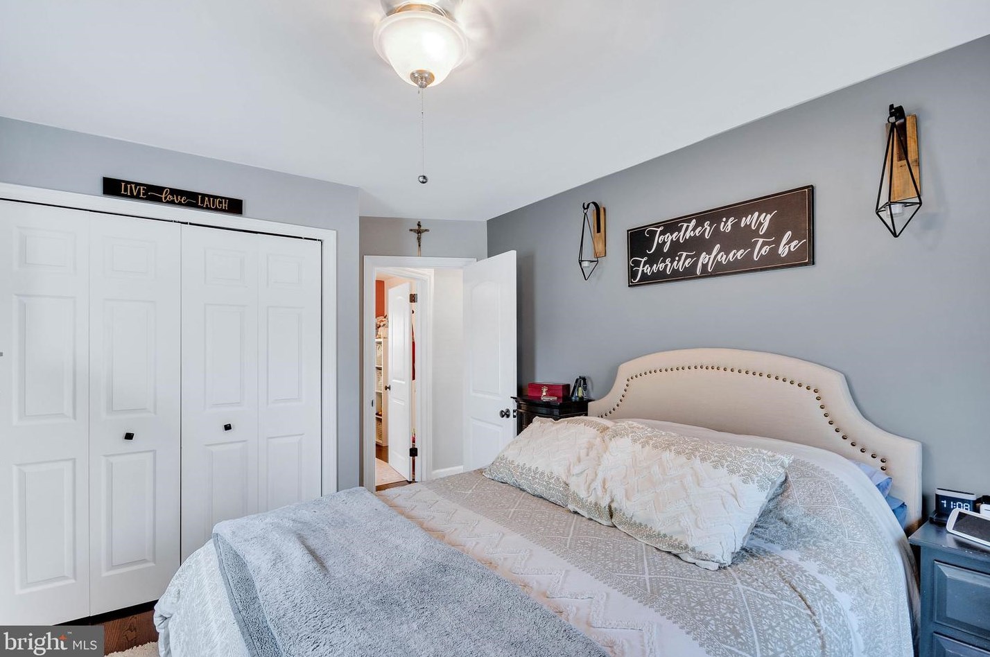 243 Evergreen Ave, West Deptford NJ  08051-1045 exterior