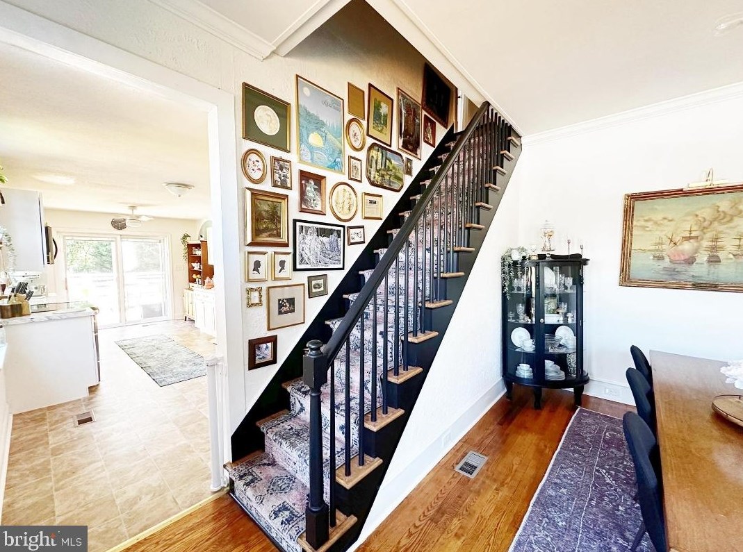 33 Walnut St, Clayton NJ  08312-1829 exterior