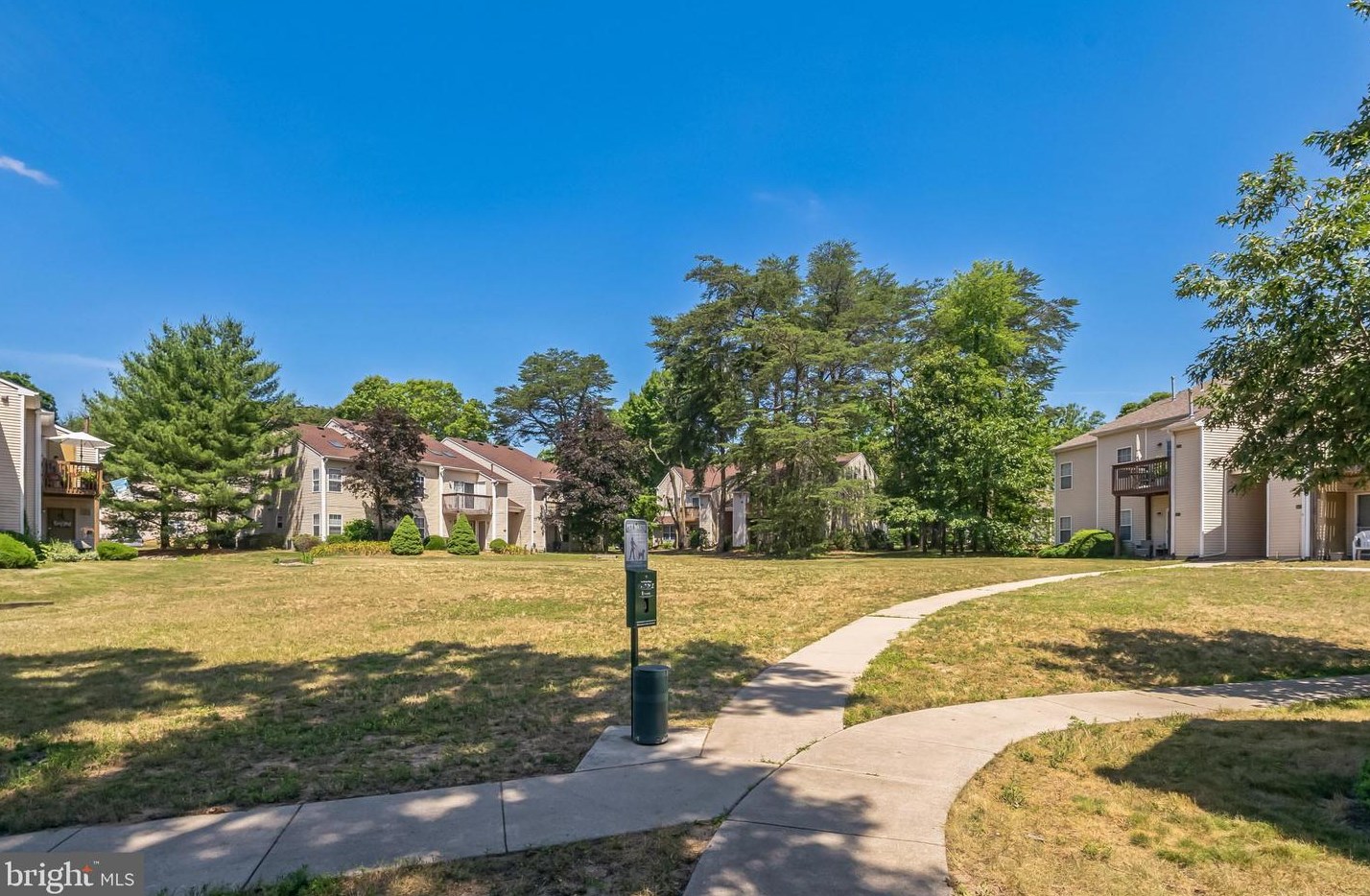 1314 Tristram Cir, West Deptford NJ  08051-2254 exterior