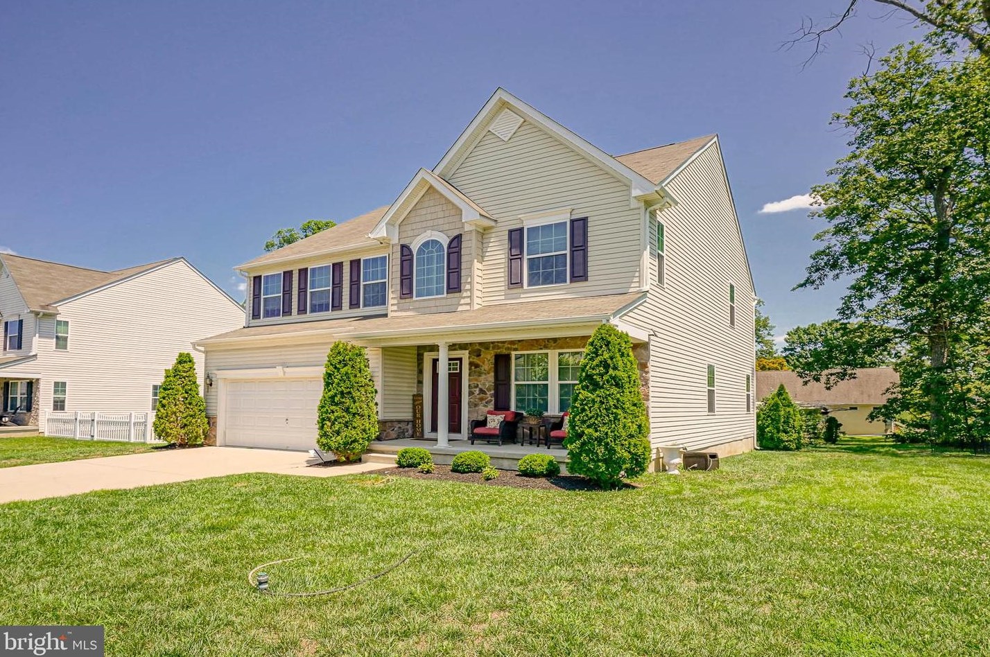 14 Violet Ct, West Deptford, NJ 08096