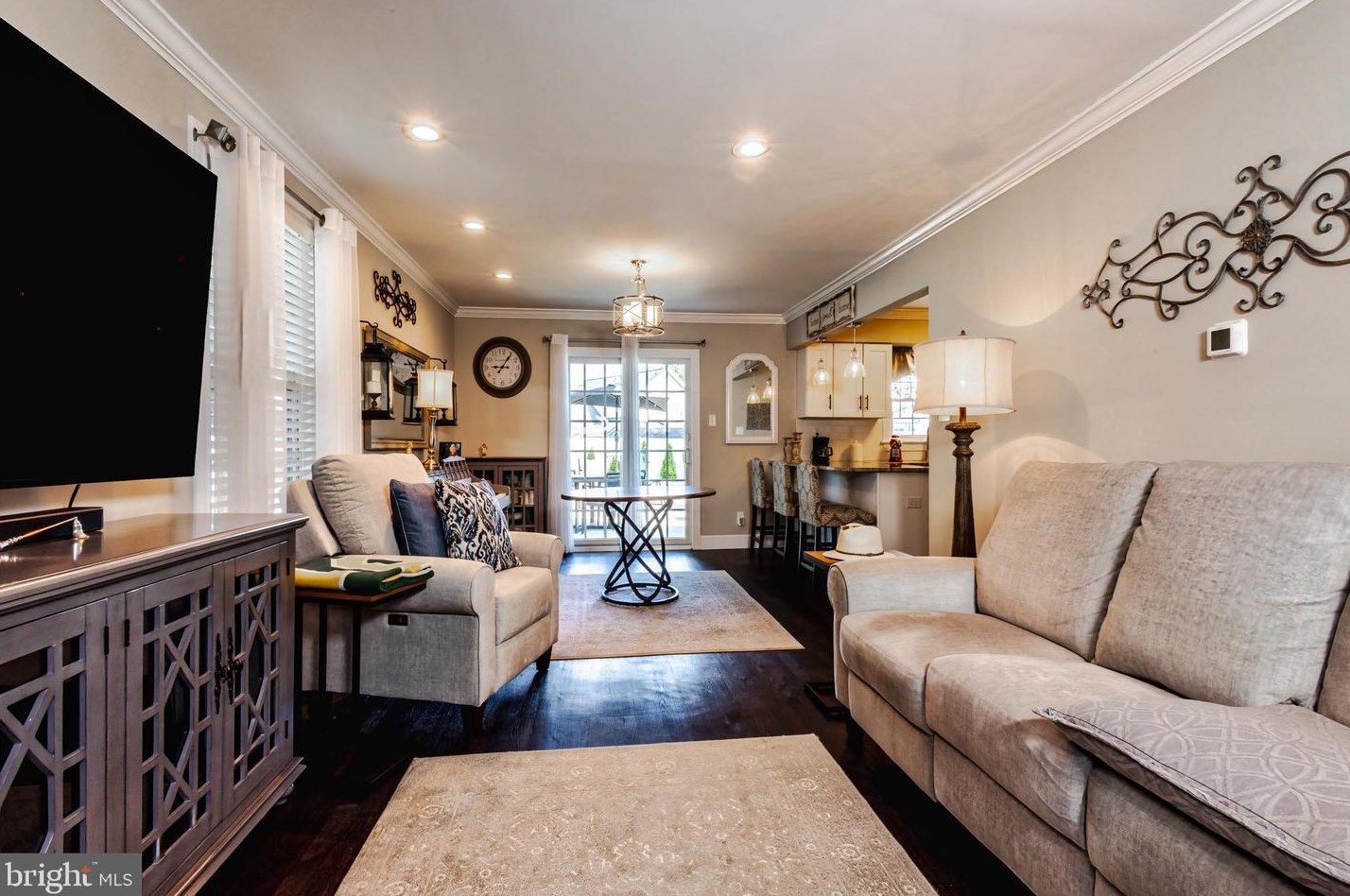26 Fox Ln, Swedesboro, NJ 08085