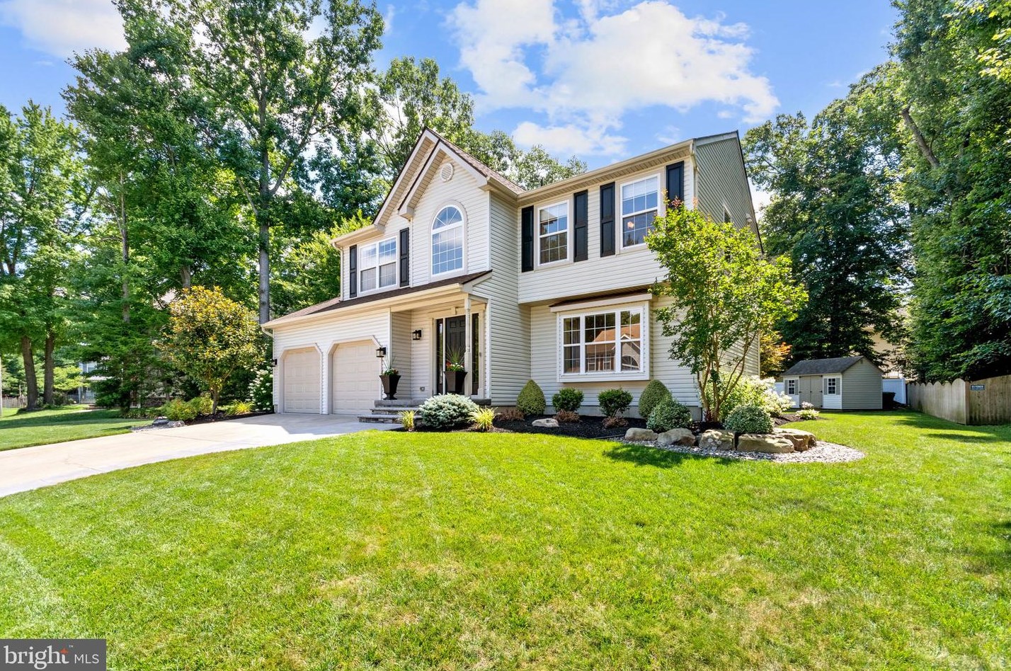 3 Woodcrest Ct, West Deptford, NJ 08051