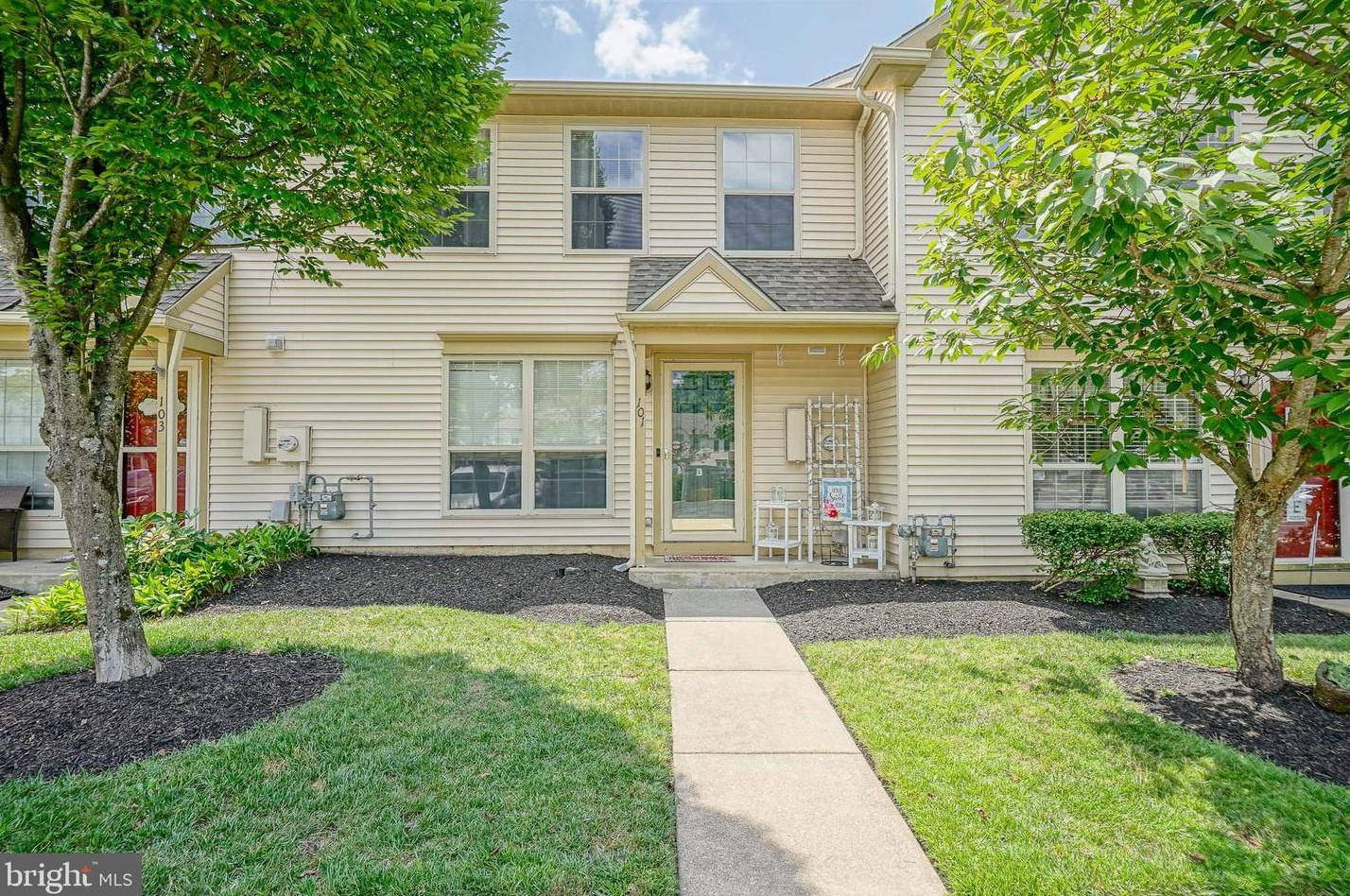 101 Forest Ct, West Deptford, NJ 08051