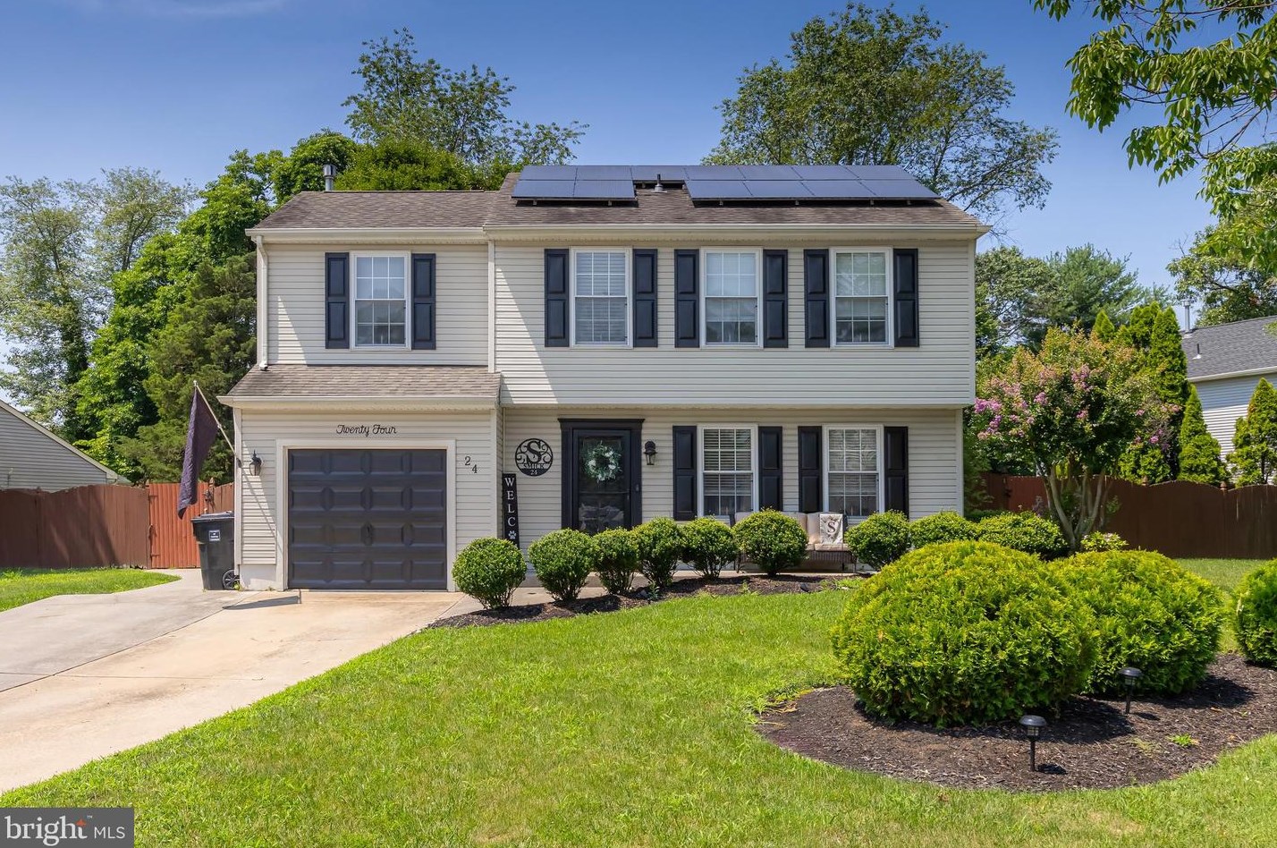 24 Tallowood Ct, West Deptford, NJ 08051