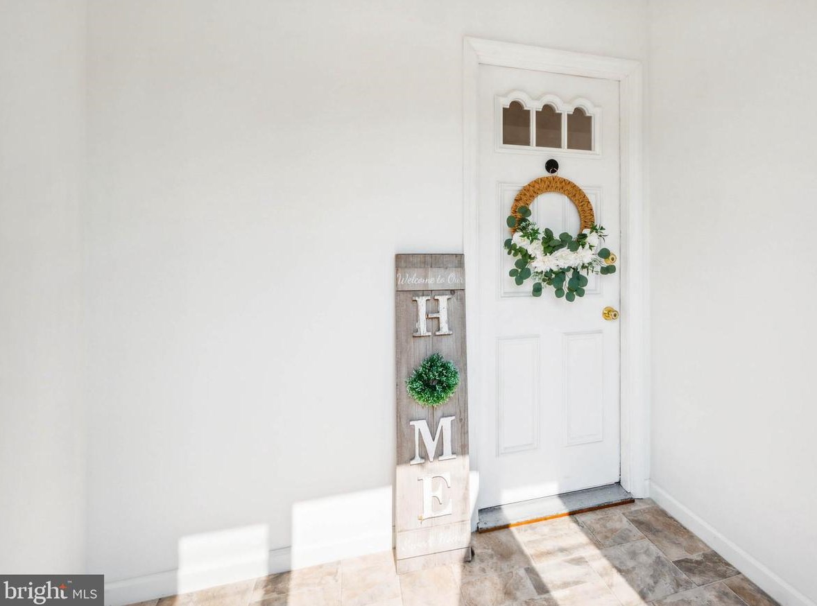 1516 Hurffville Rd, West Deptford, NJ 08096