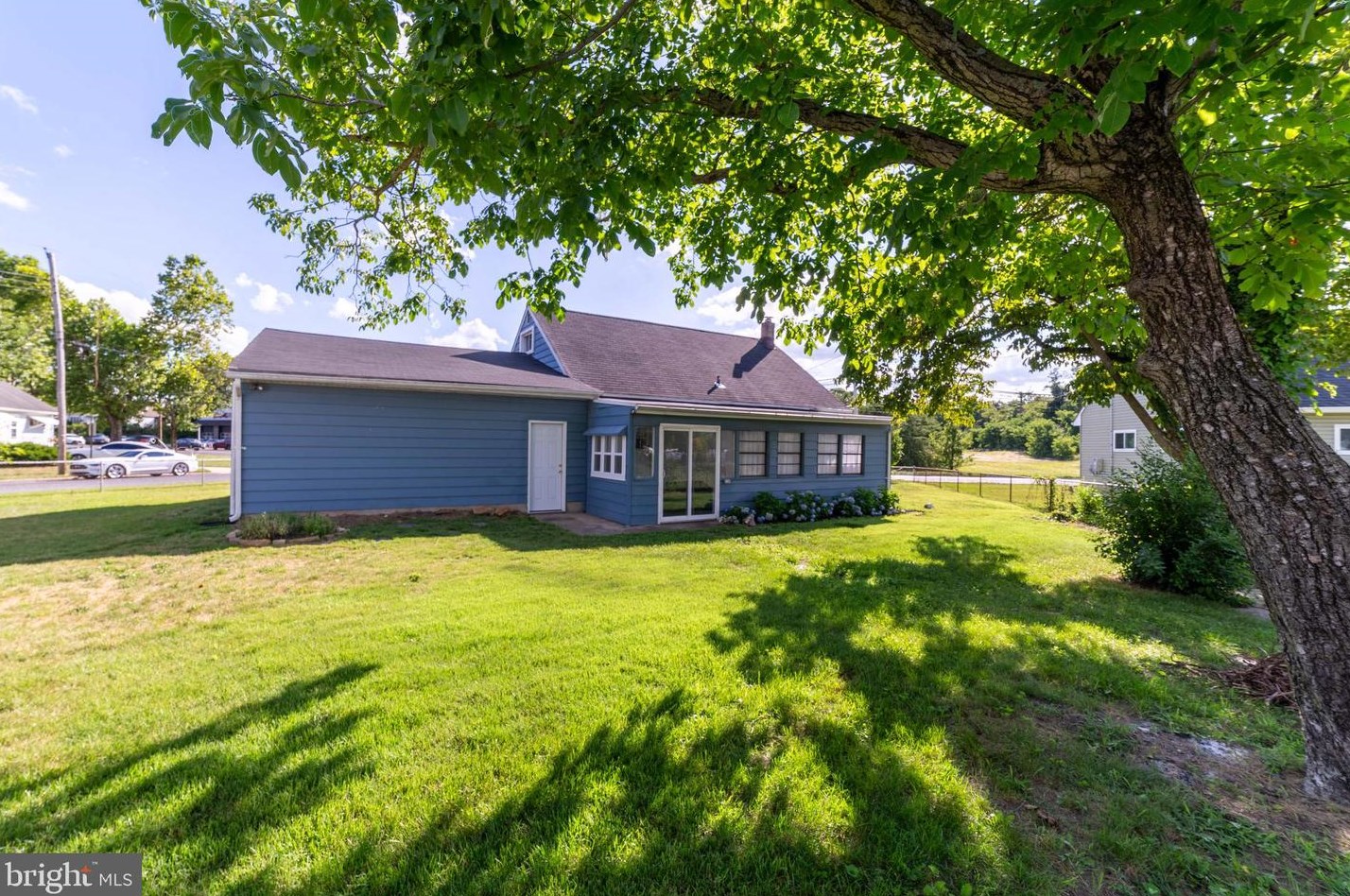 1426 Glassboro Rd, Wenonah NJ  08090-1506 exterior